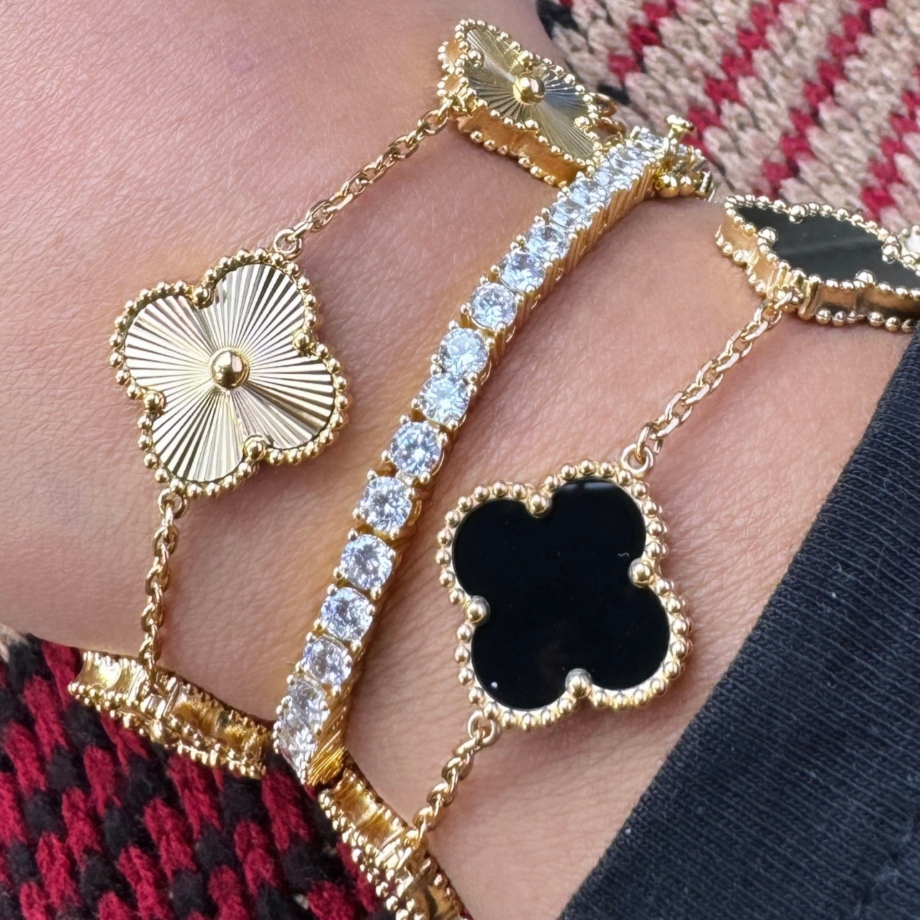 Black/Gold Clover Bracelet