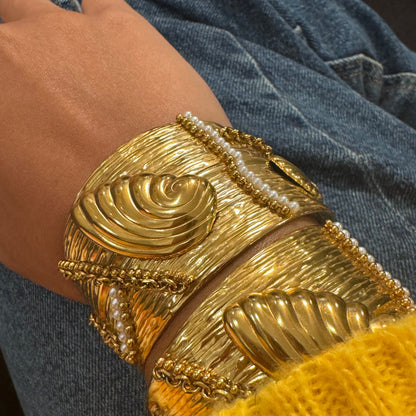 Sea Shell Leaf Cuff